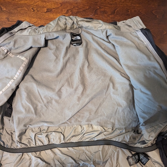 The North Face HyVent Ski Snow Active Outdoors Jacket size medium - Picture 5 of 5